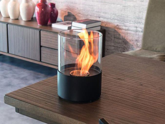 Petite cheminée de table au bioéthanol