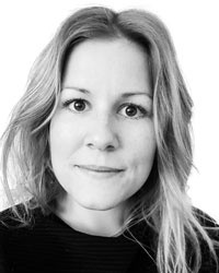 Caroline, Service Client
