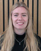 Nienke, Service client